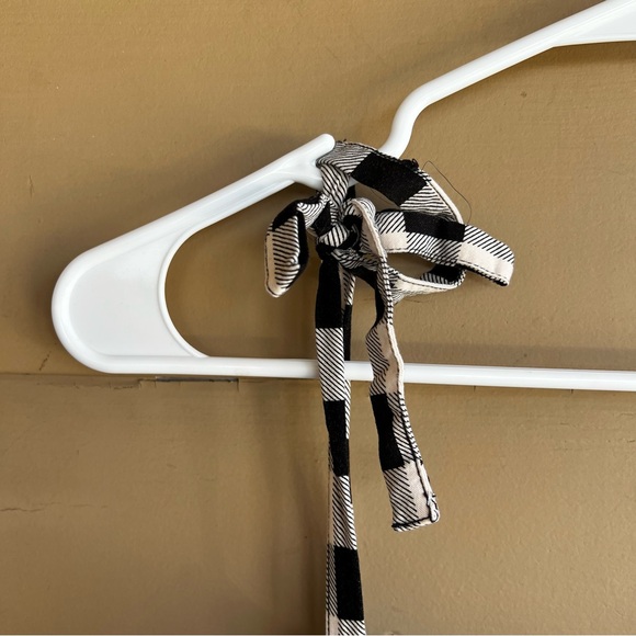 Torrid Challis Tie Straps Romper - Size 1X Gingham Summer Beach Vacation - Picture 3 of 10